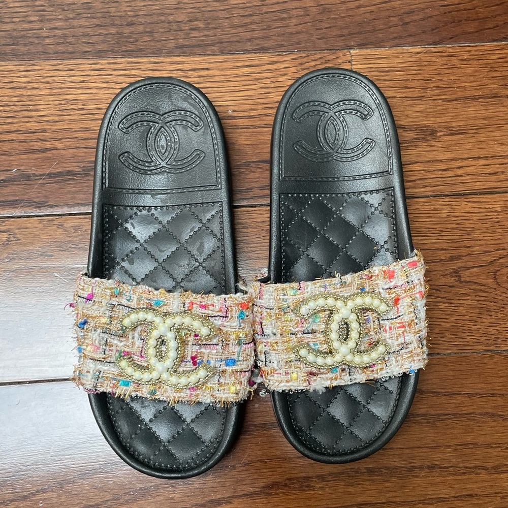 Tweed Chanel Slides Size 6